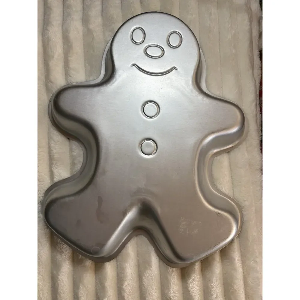 Wilton Gingerbread Man Aluminum Cake Pan Silver 1985 Vintage 2105-2072